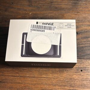 Ridge Black Airtag Cash Strap Set